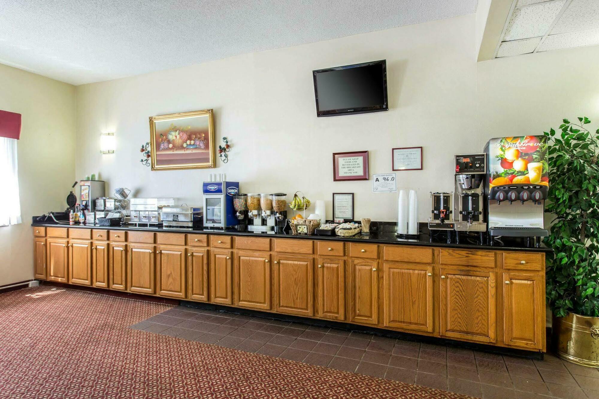 كورنيليوس Lake Norman Inn And Suites المظهر الخارجي الصورة